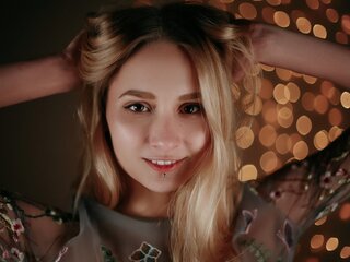 Porn shows fuck AmandaLeen